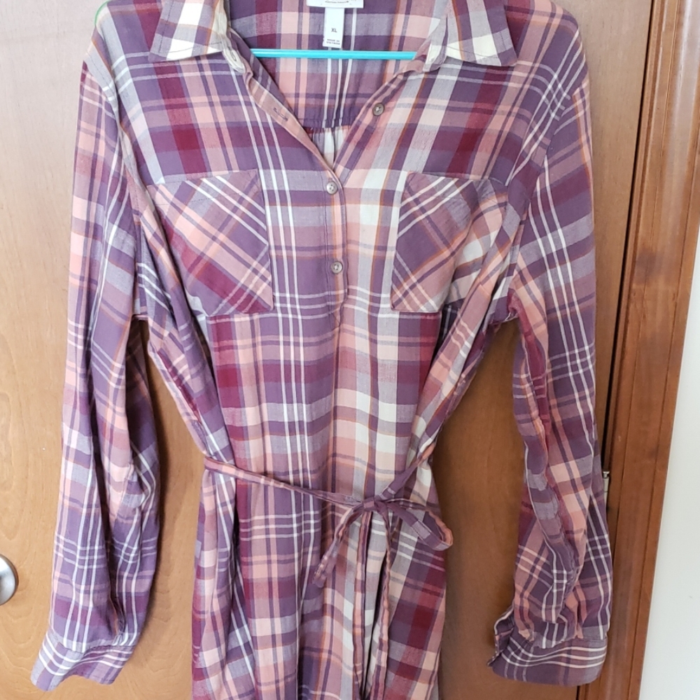 Long sleeve maternity flannel